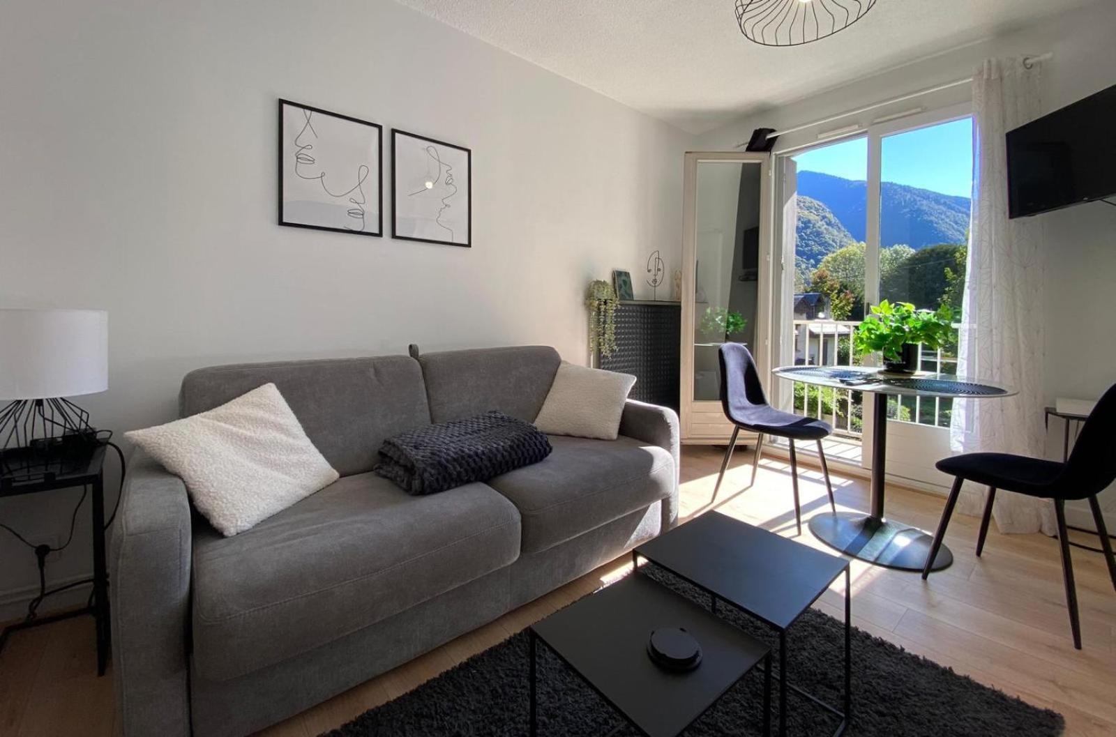 Central & Cosy Bagneres-de-Luchon Ngoại thất bức ảnh
